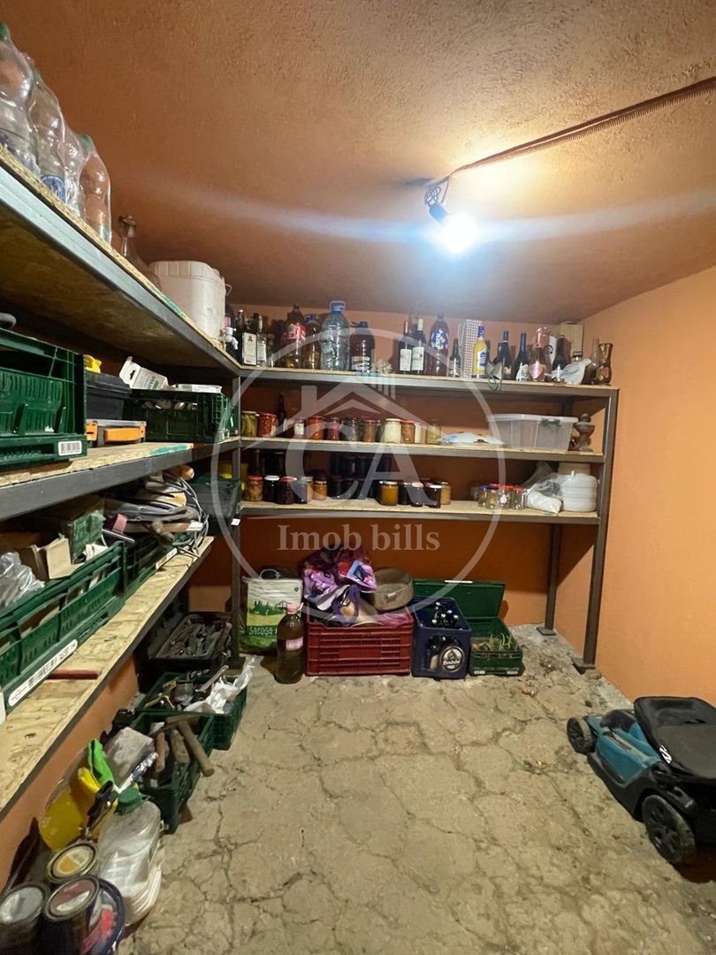 Casa de vânzare cu 7 camere in zona Nufarul, Oradea - Poză 18