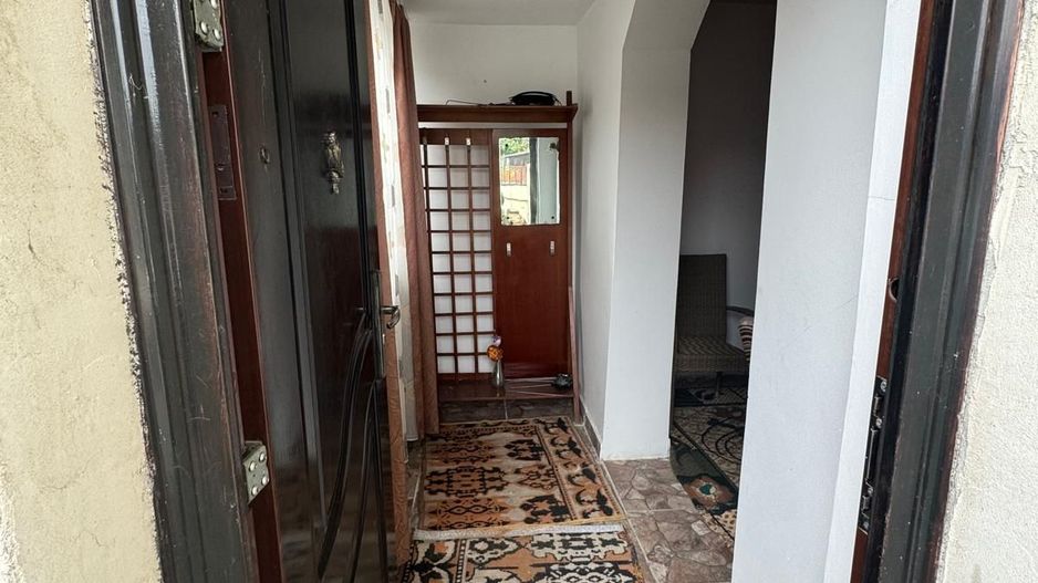 Casă cu garaj – str. Mărășești - Poză 3