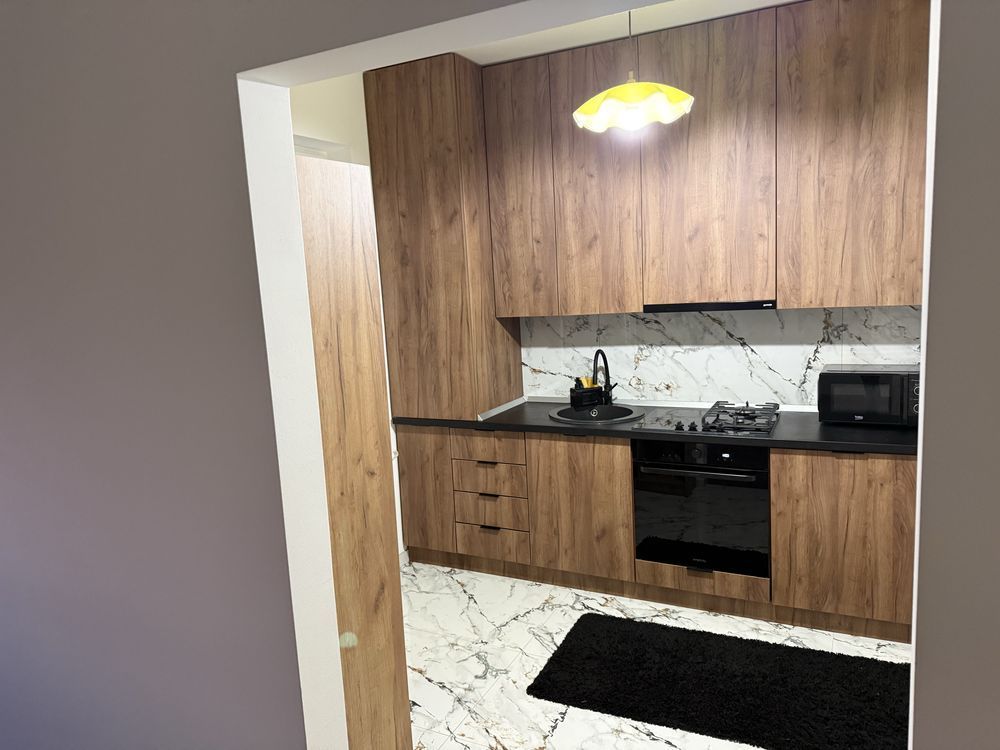 BRASADAS vinde ap 3 camere in asociatie zona 14 Mai. - Poză 1