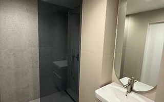 Închiriere apartament 2 camere cu vedere spectaculoasă la Sky Tower şi Promenada - Poză 11