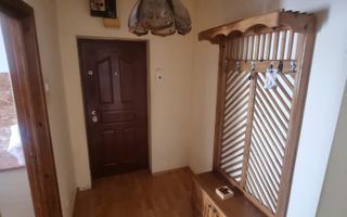 Apartament de inchiriat cu 4 Camere/ 110mp / Decomandat / Etaj 3/ Nicolina - Cug - Poză 4