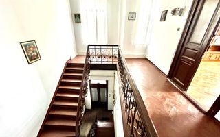 Ap. în Vilă– 4 camere | Ultracentral – Parcul Cișmigiu | Curte comună - Poză 3