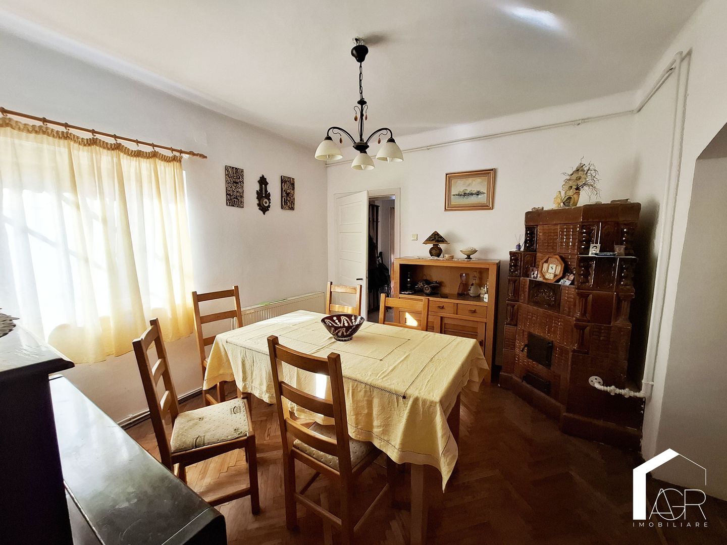 Casa tip duplex cu 6 camere, zona Republicii - Poză 4