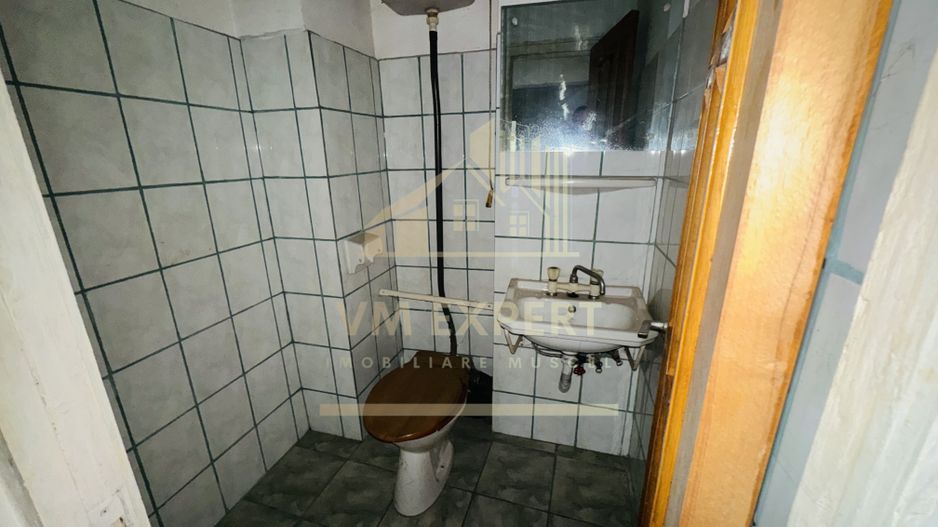 APARTAMENT 3 CAMERE ETAJ 3 CENTRU CAMPULUNG - Poză 13
