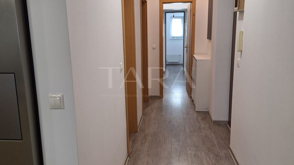 Apartament cu 4 Camere, Europa,  Parcare Subterană. - Poză 3