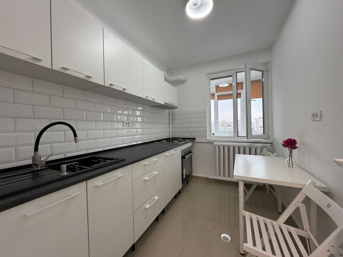 3 camere Gara de Nord-Calea Grivitei - vedere spate- renovat complet - Poză 2