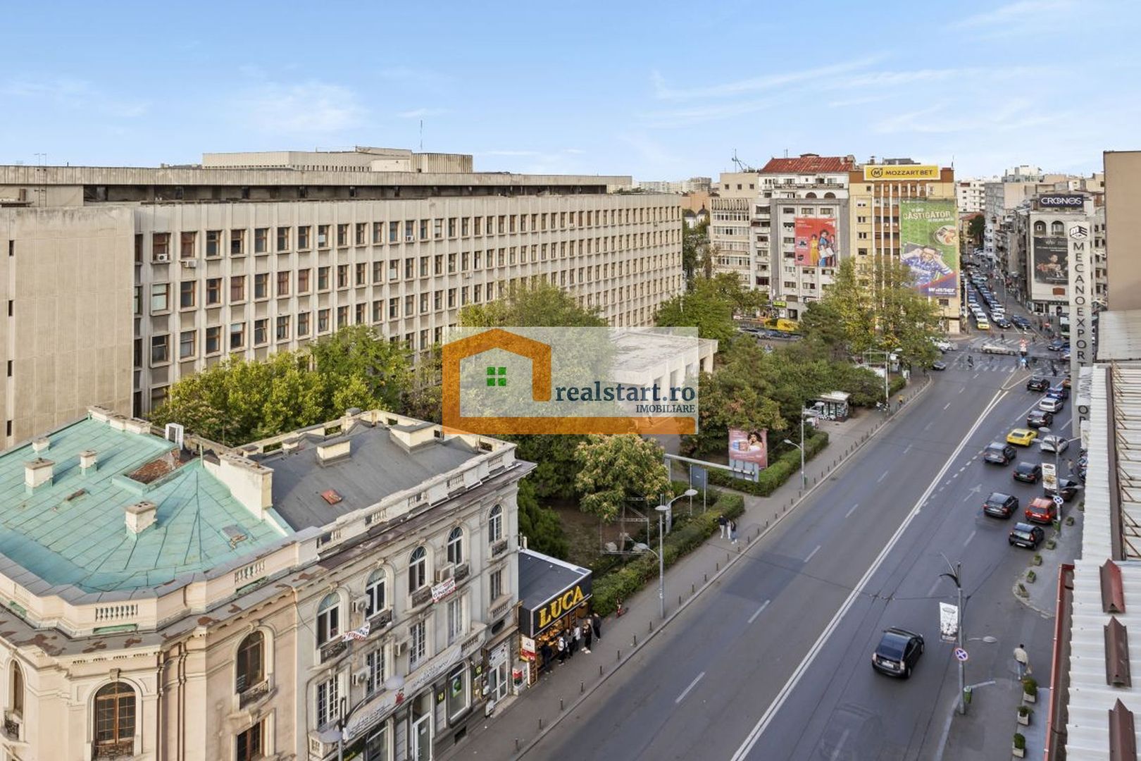 Pta Romana, Vedere spectaculoasa, Renovat total, inclusiv instalatii - Poză 12