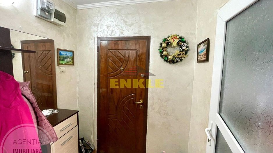 De vânzare apartament cu 2 camere semidecomandat, zona Primăverii. - Poză 4