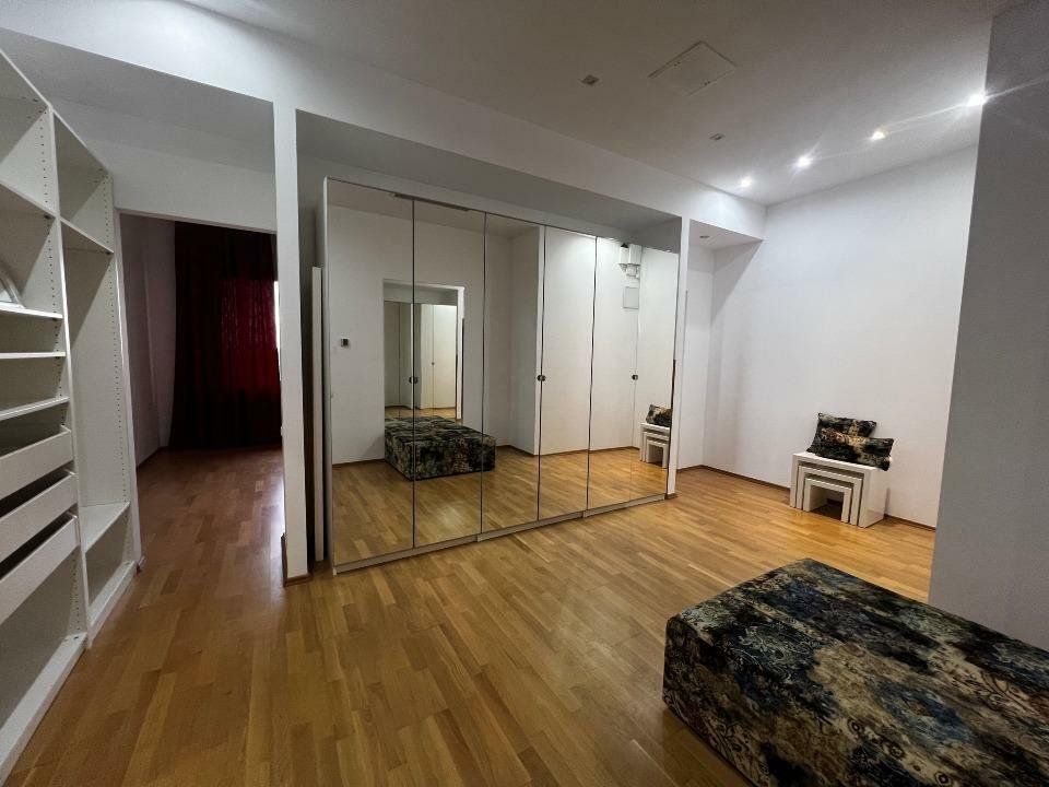 Penthouse Exclusivist 5 camere I Ansamblul Privighetorilor - Poză 5