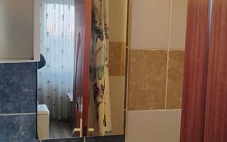 Închiriez garsoniera zona piața Niculina - Poză 6