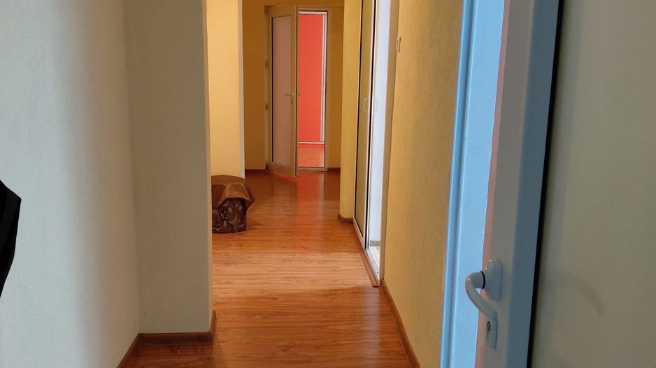 Apartament 4 camere de închiriat – Micro 20,et 1,mobilat si utilat - Poză 11