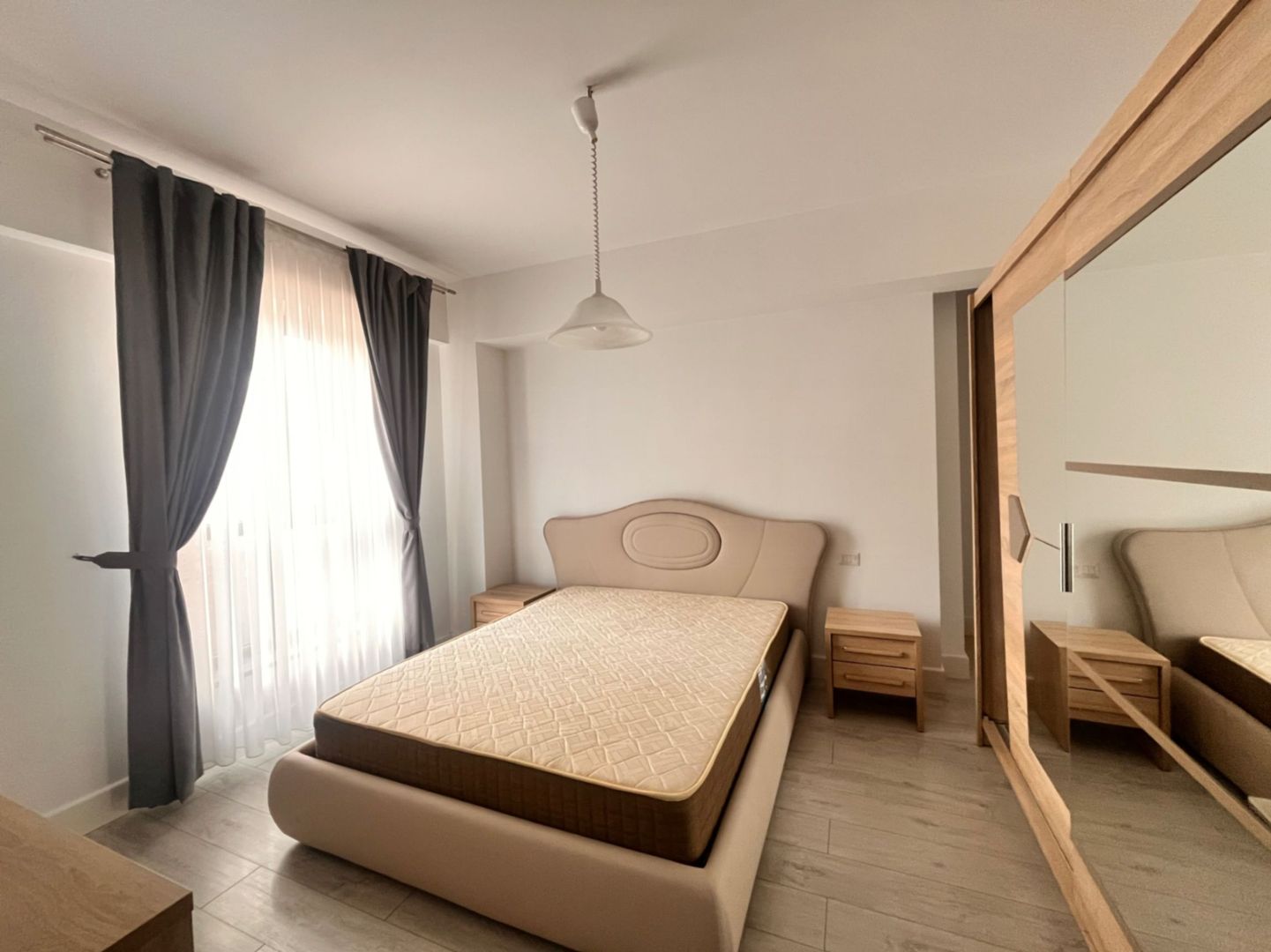 Apartament cu 3 Camere de Vanzare I Suceava/Central I 119.000Euro - Poză 1