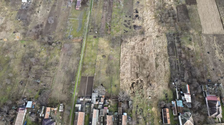 Casă modestă cu 3 camere în Ghioroc - Poză 12