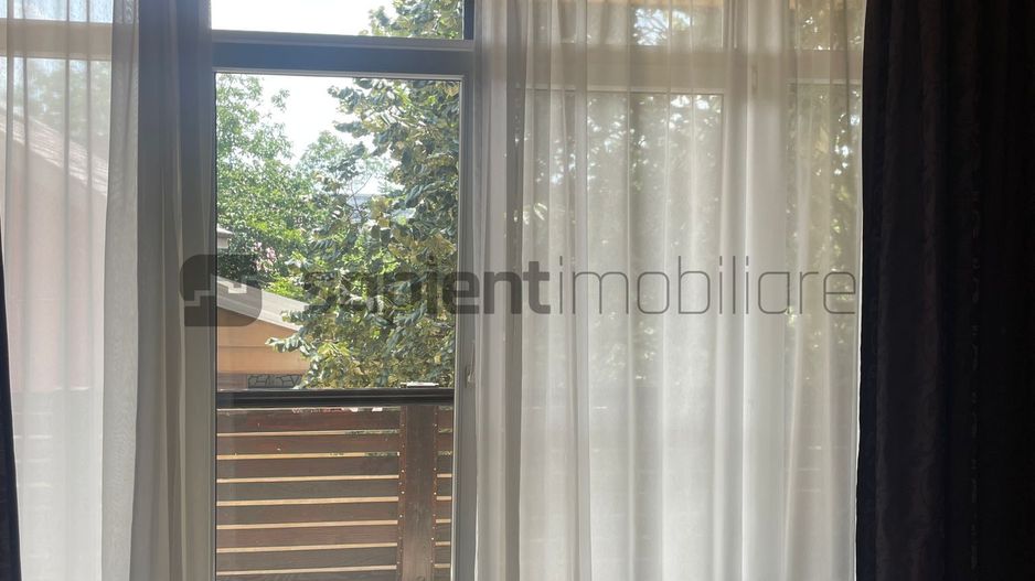 VILA IN ORADEA - Poză 24