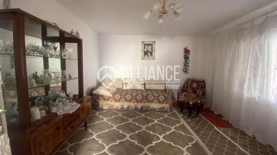 Murfatlar (COD 07)Casă bătrânească locuibilă cu teren de 300 mp - Poză 4