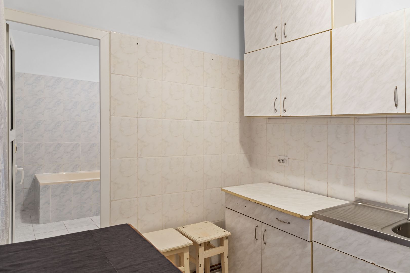 Vindem apartament la curte aproape de parcul Carol - Poză 14