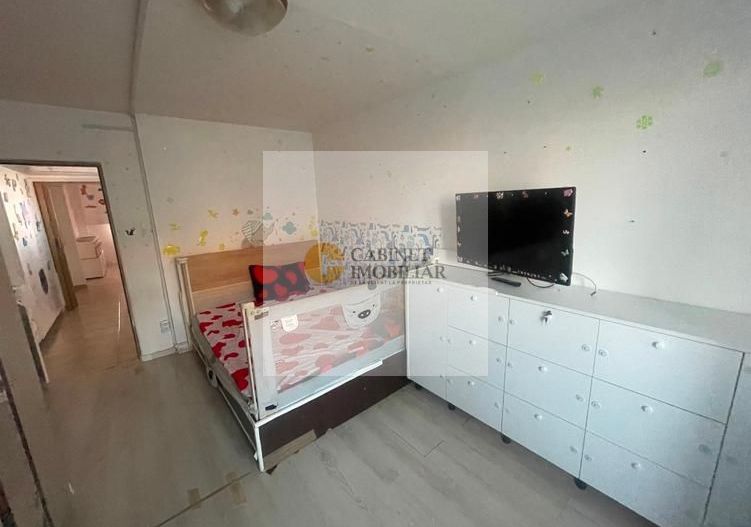 2 camere | Decomandat | etaj 8/10 | 100 m metrou Romancierilor - Poză 1
