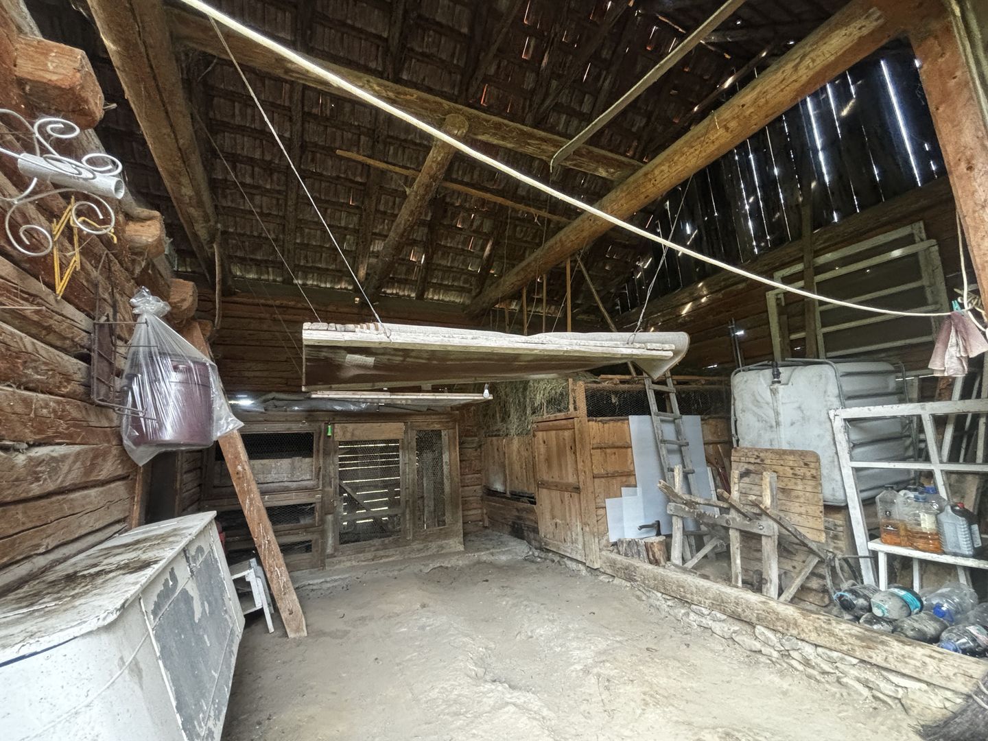 Casă 3 camere 100 M² cu 2360 M² teren - Poză 14