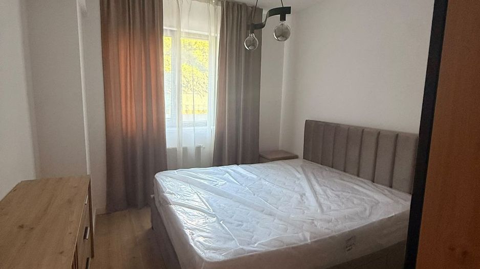Apartament 2 camere in complexul Roka Residence cu loc de parcare si centrala - Poză 11