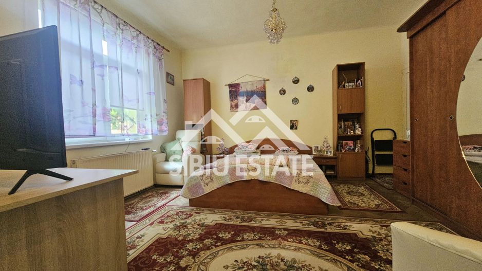 Casa individuala Sibiu central, teren mare - Poză 4