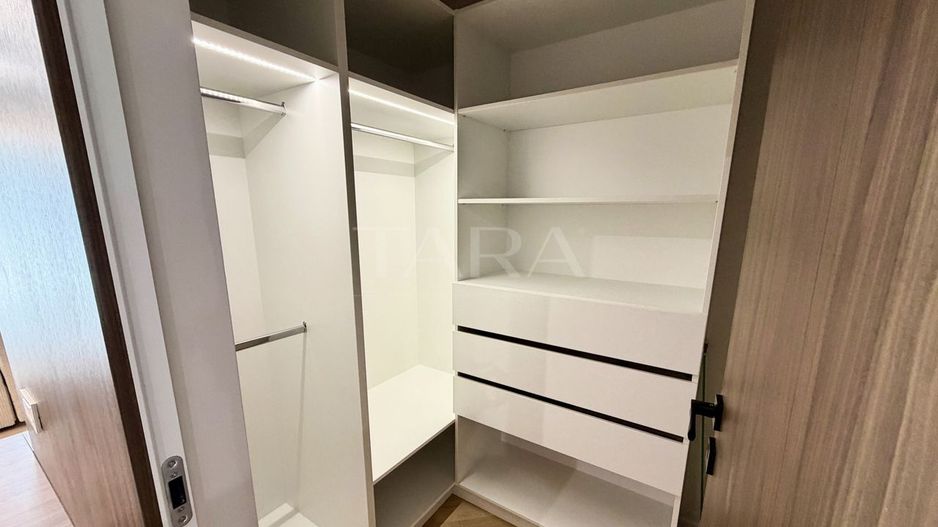 Apartament premium 2 camere, dressing, balcon, parcare subterana. - Poză 10