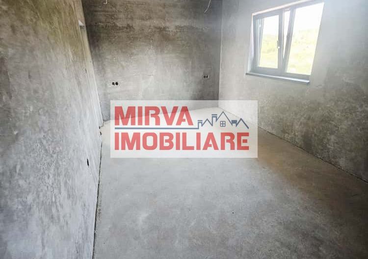 🏡 Vilă luminoasă, 4 camere, cu teren generos – Com. Plopu - Poză 49