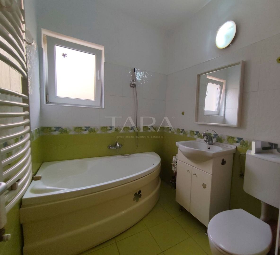 Apartament cu 3 camere și 2 parcări, curte comună, lângă pădure. - Poză 6