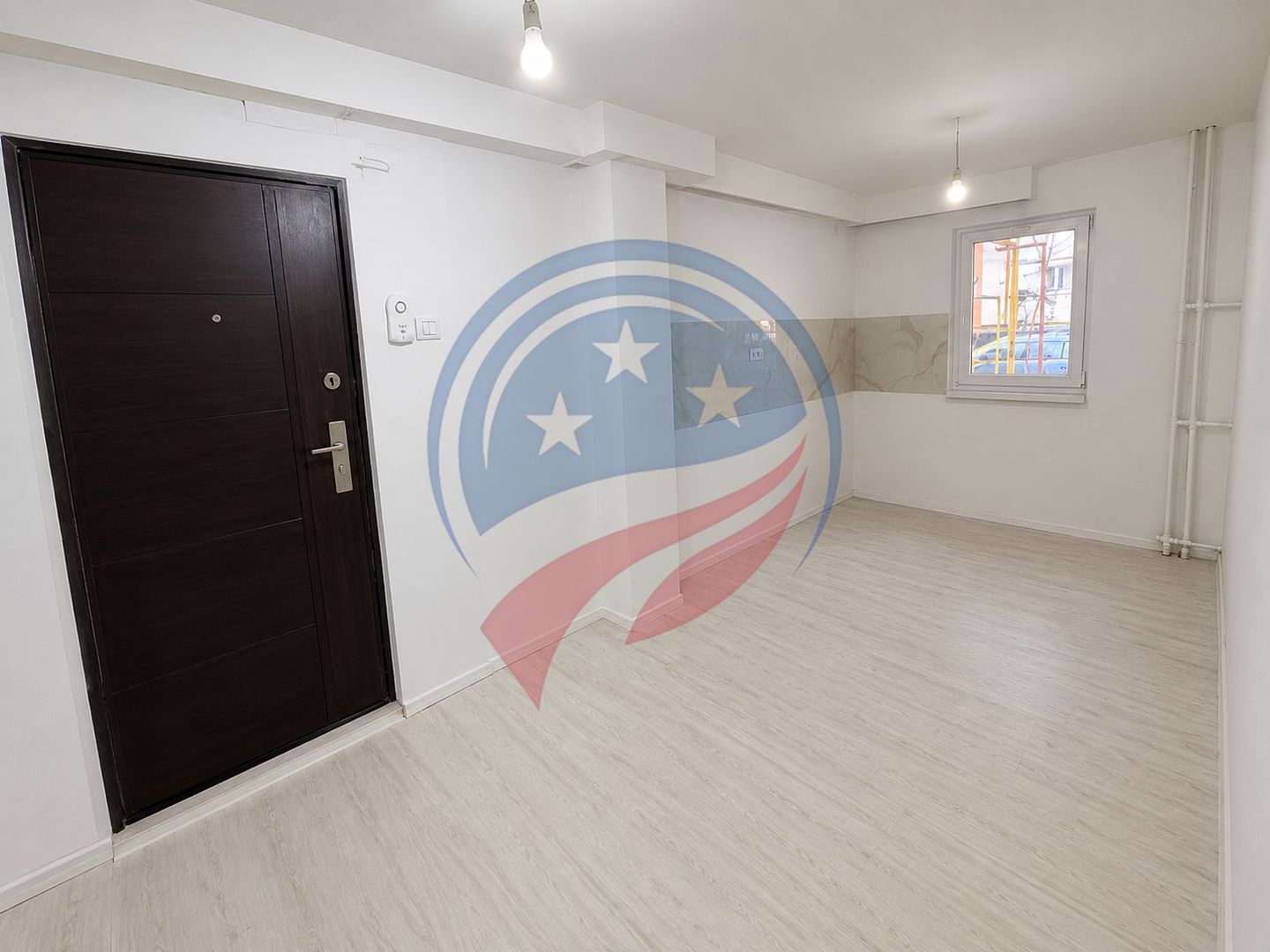 Apartament 4 camere | Parter | Valea Roșie | Ideal pentru familie - Poză 1