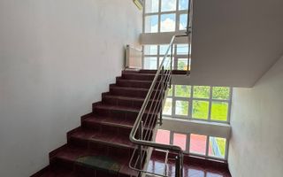 Cladire cu 10 camere 531 mp Freidorf - Poză 10