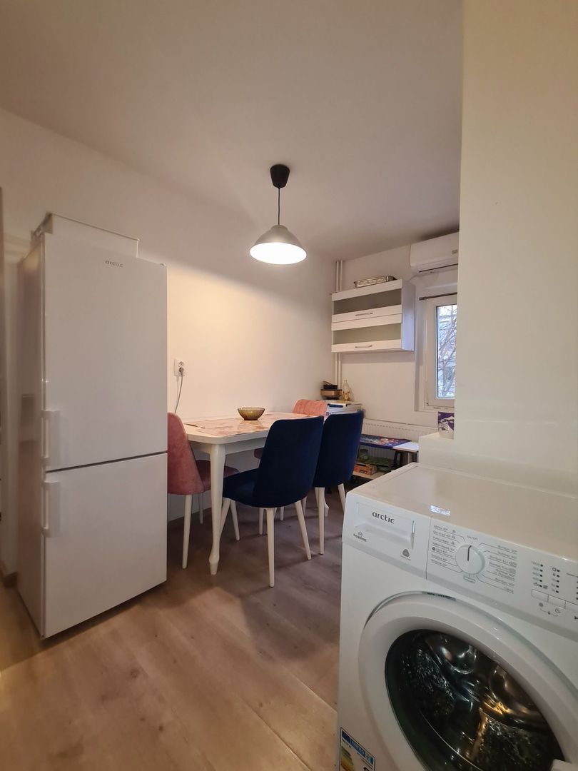 Vanzare Garsoniera lângă Mall Vitan, Bloc de 4 etaje, 41 mp, Ideală Investiție - Poză 3