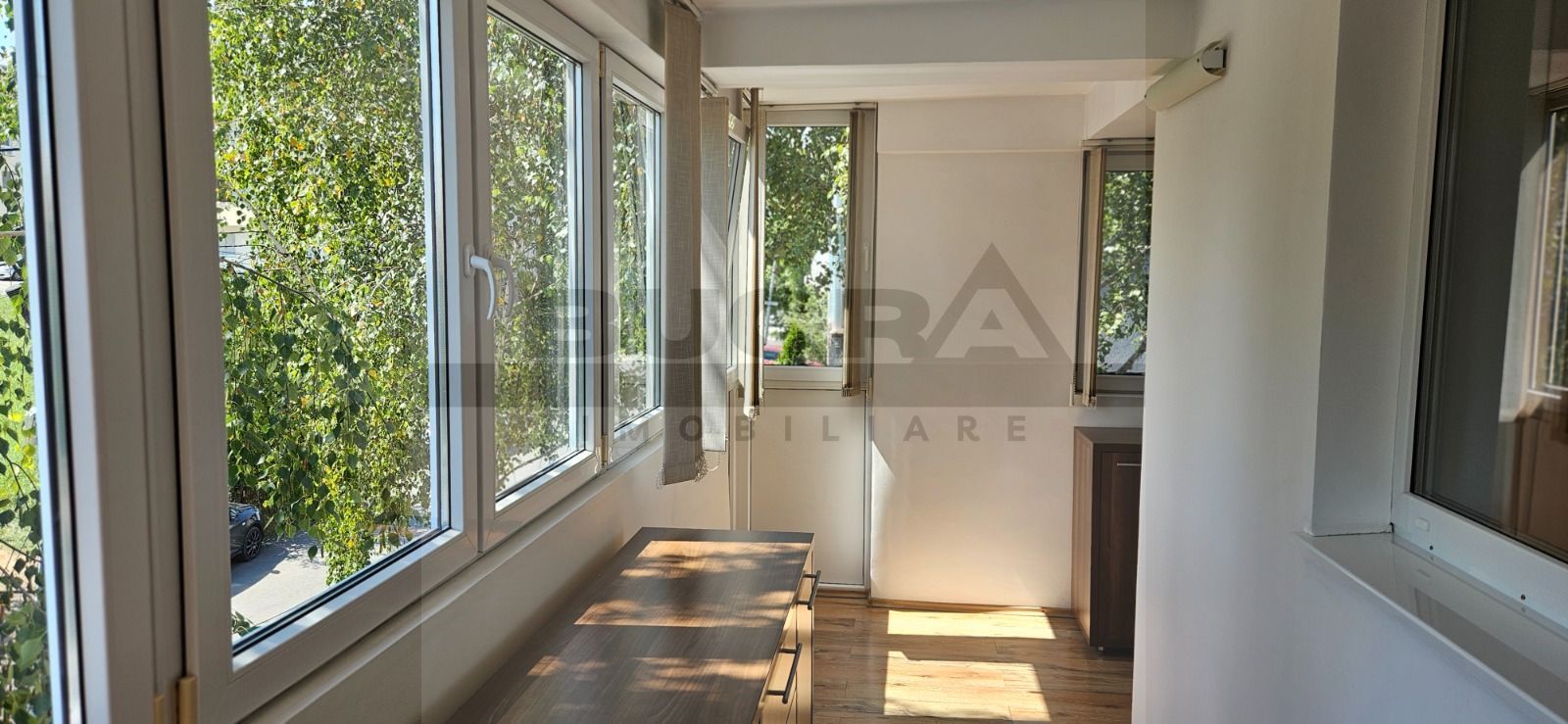 Apartament de 2 camere, decomandat, 73mp, parcare, zona Trifoiului - Poză 13