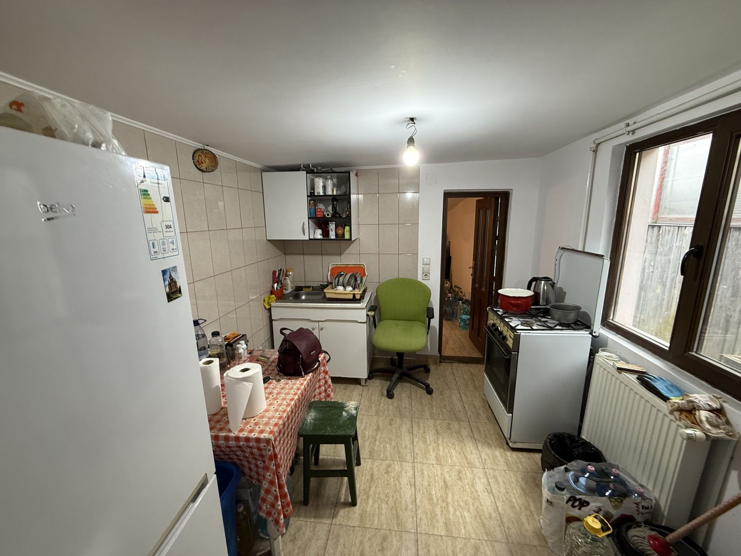 Spațiu de închiriat in vila - 2 camere +birou și curte, Campina - Poză 11