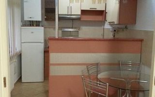 Apartament cu o camera | 40 mp | Bucatarie Separata | Centrala Proprie | UMF - Poză 8