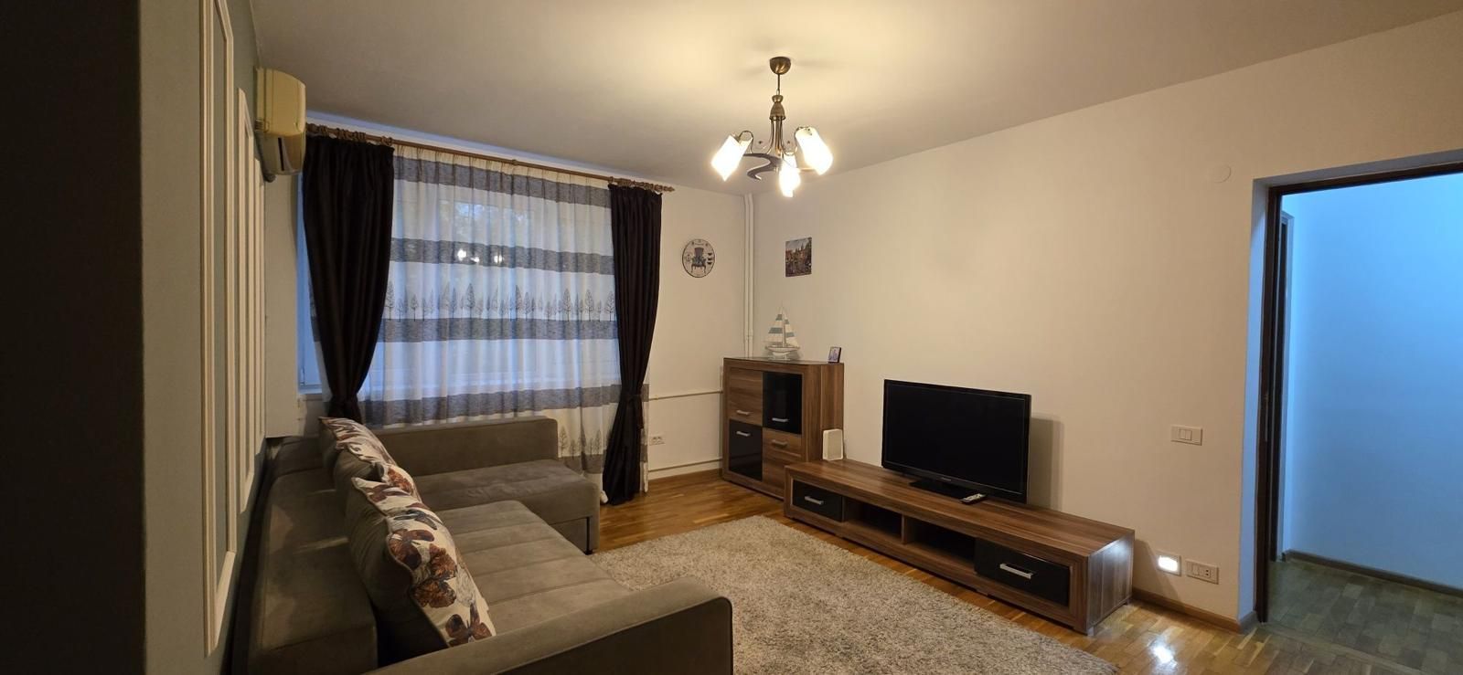 AP. 3 CAMERE PIATA SUDULUI, LOC PARCARE, MOBILAT, METROU 12 MINUTE - Poză 2