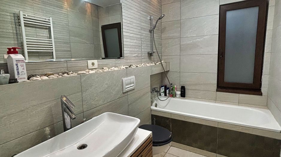 Living Generos și Locație Ideală - intrare Giroc - Poză 10