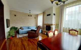 Proprietate deosebită de vânzare în Șelimbăr (zona Dracula) - Poză 2