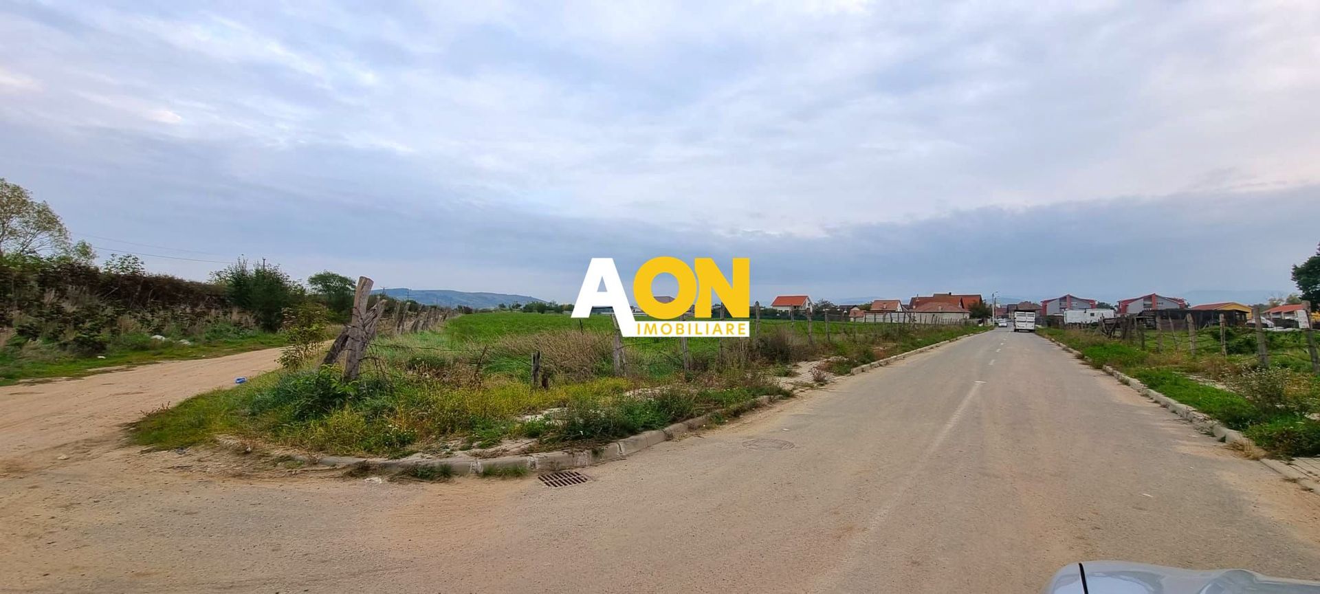 Oportunitate de investitie, posibilitate parcelare, 12.000 MP, Sebes - Poză 2