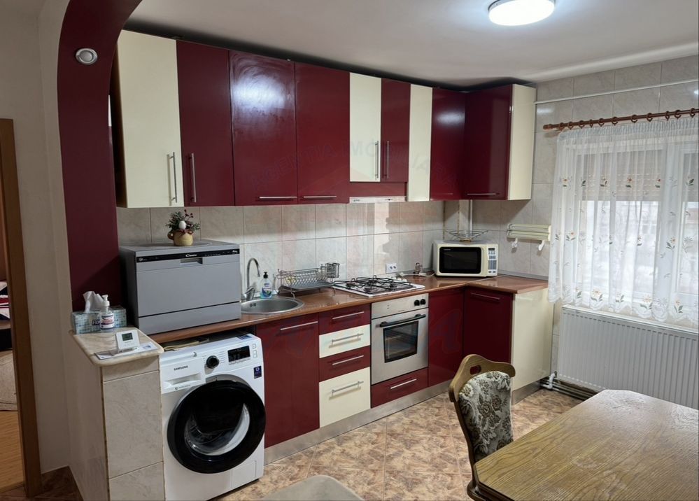APARTAMENT DE ÎNCHIRIAT – 3 CAMERE | MICRO 20 - Poză 3