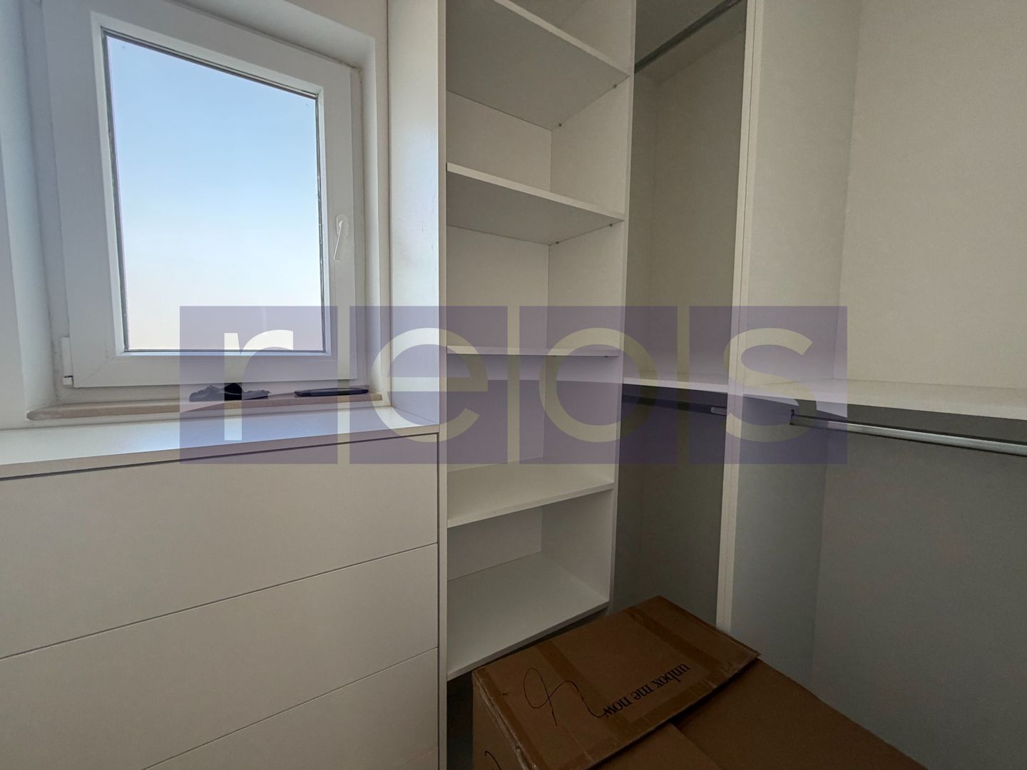 VILA 3 CAMERE CU GRADINA | VEDERE LAC SI PISCINA | COSMOPOLIS | 2 LOCURI PARCARE - Poză 5