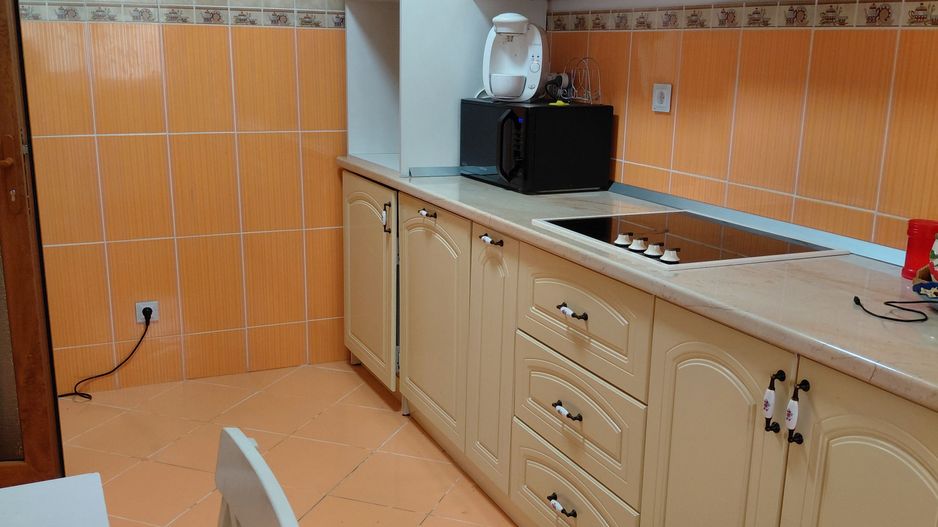 Casă spațioasă și primitoare, gata de mutare! Tulucesti! - Poză 18