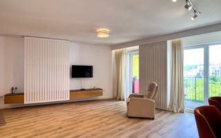 Apartament 2 camere, Parcare,  zona Centrala - Poză 1