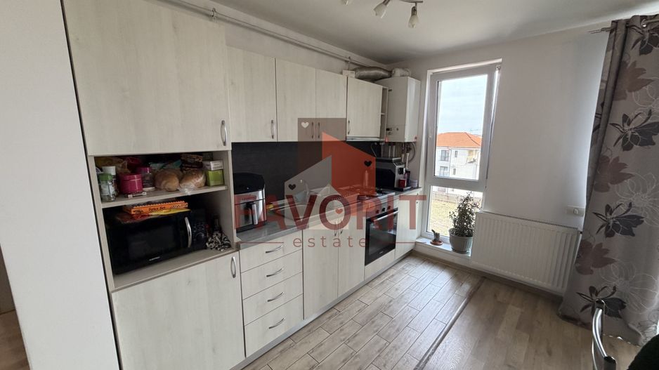 Spatios. Mobilat si utilat. Pozitie excelenta. - Poză 5