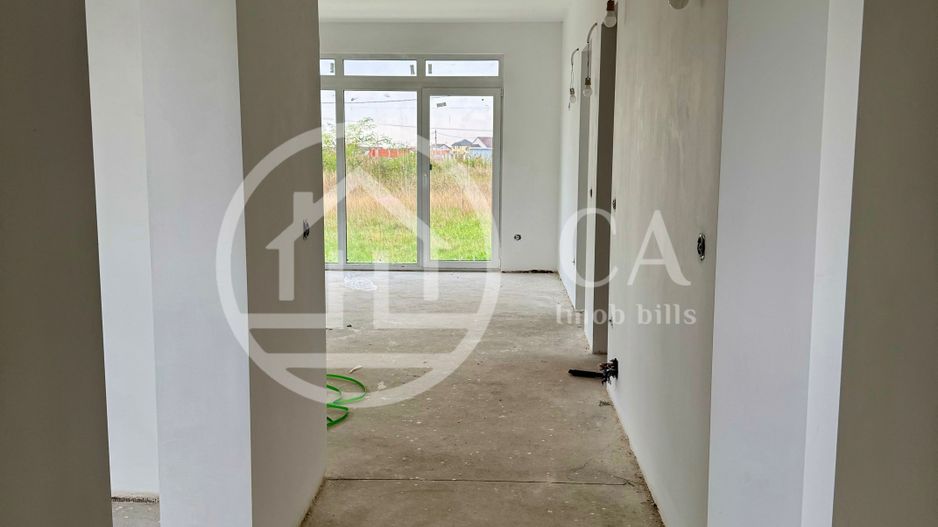 Casă cu 4 camere de vânzare in localitatea Oșorhei, Bihor - Poză 2