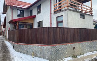 Vanzare casă la poalele Bucegilor!Potential pt. locuinta sau pensiune - Poză 24