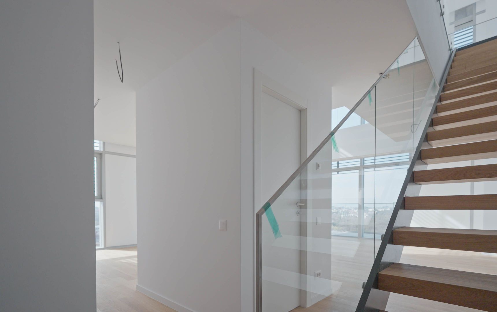 PENTHOUSE SPECTACULOS UpSite || 1.800.00+TVA || boxa si loc de parcare incluse - Poză 18