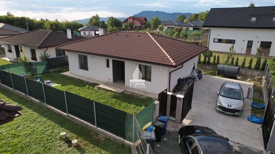 Casa zona Castel Transilvania - Poză 1