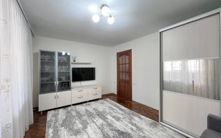Vânzare, apartament, 2 camere, strada Vasile Bodiu, Cicana - Poză 1