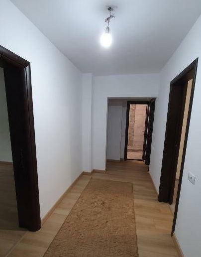 Apartament spațios 3 camere Barbu Văcărescu partial mobilat - Poză 4