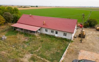 Casă cu teren 13 418 mp intravilan - Poză 4