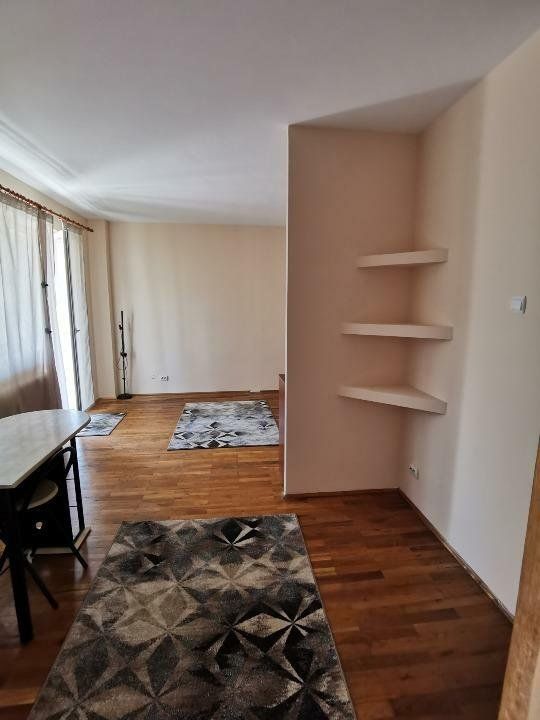Garsonieră spațioasă de 50 mp, ultracentrală, renovată, Bd. Unirii - Poză 2